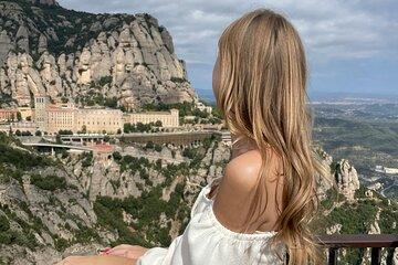Montserrat Full Day Tour - With Lunch and Winery Visit