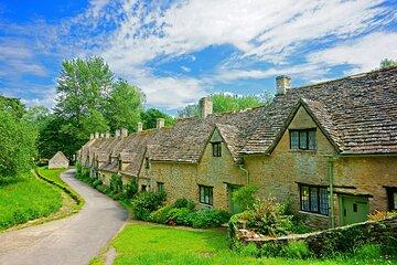 Cotswolds Hidden Gems Tour by Coach from Oxford