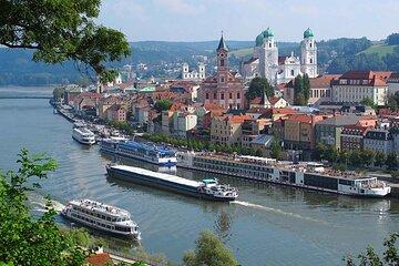 Private transfer from Prague to Passau