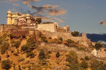 Udaipur to Kumbhalgarh and Ranakpur Full-Day Tour with Lunch