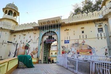 Udaipur to Nathdwara, Eklingji & Haldighati Private Day Tour