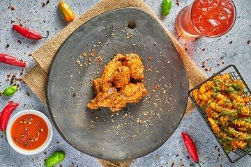 Expats Friday Night in The Best Wings Of Santa Marta