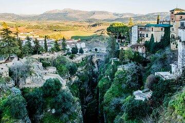 Ronda and Setenil Tour from Malaga with Free Photoshoot