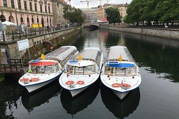 City tour by ship from Zeughaus Berlin Mitte