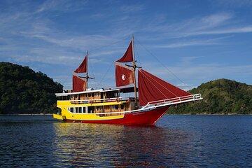 Komodo Island Sailboat Multi Day Tour Package