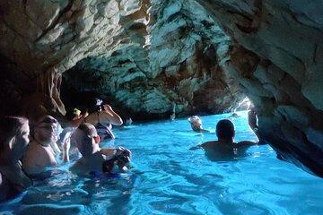 Makarska: 3 Island Speedboat Tour with Little Blue Cave & Lagoon