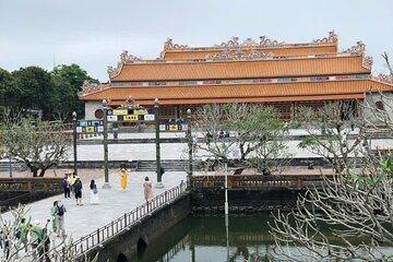 Hue Imperial City Walking Tour maximum 12 pax