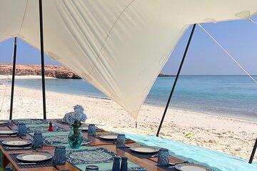 Full Day Dimaniyat Island Experience with Lunch