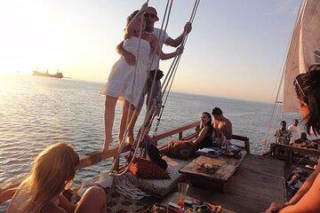 Sunset Cruise with Scenic Views & Comfortable Transfer – Zanzibar