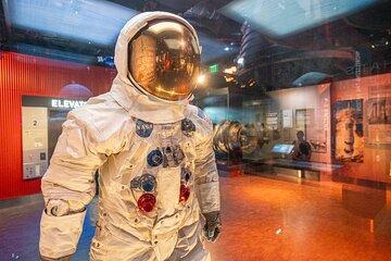 Air and Space Museum Small Group Walking Tour