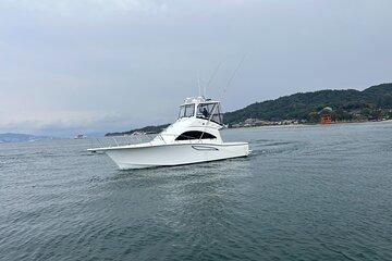 Miyajima & Hiroshima Bay Cruise with Snacks and Drinks