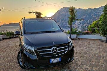 Roundtrip transfer between Positano and Naples