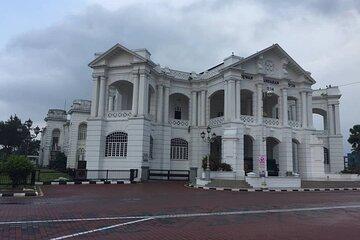 Kuala Lumpur to Ipoh City Day Tour and Transfer to Penang