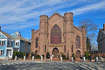 Boston to Salem Day Trip including Witch Museum and Trolley Tour