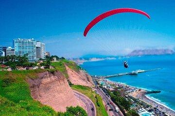 Paragliding over the South Coast of Lima