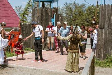 Live show in Huns Gunny Ethno Village with lunch and Troat Farm