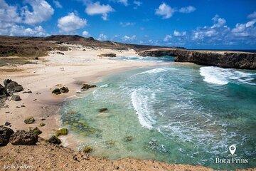 Aruba Natural Wonders Caves and Natural Pool Jeep Tour