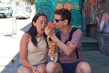 Valpo Street Art and Local Food Tour