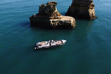 Explore Benagil Cave, Ponta da Piedade and Dolphins in Algarve