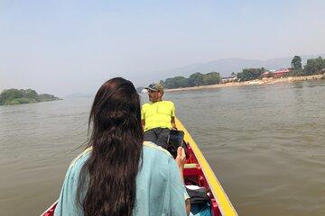 Discover Chiang Rai in a Guided Tour with Pick-up