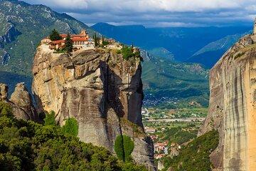 Meteora Private Tour: The Best Sightseeing Trip from Athens