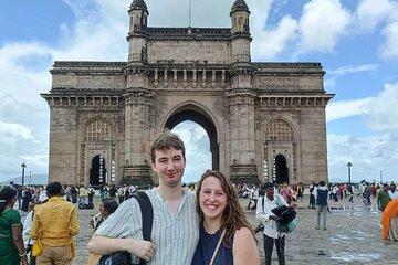 Old Mumbai Private Sightseeing Tour & Dharavi Slum with a Local
