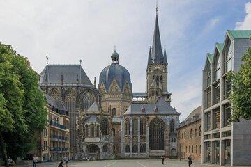 Aachen and Monschau Day Tour with Guide From Brussels