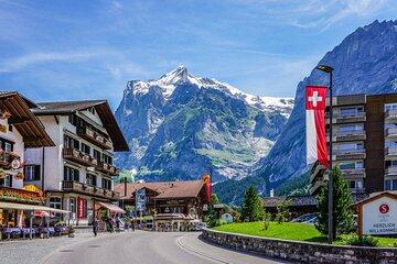 Private Car Tour to Interlaken, Grindelwald and Lauterbrunnen