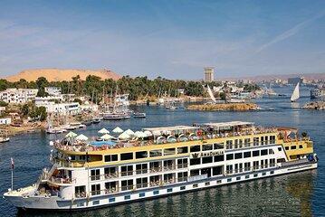 4Day Nile Cruise Aswan to Luxor with Abu Simbel & Hot Air Balloon