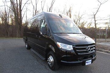 Roberts Transportation Luxury shuttle and sightseeing tour