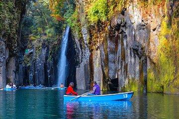 Kumanozu Shrine Takachiho Gorge and Amano Iwato Tour from Fukuoka