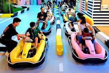 Singapore: VroomTown Driving City