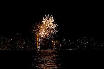 Waikiki Friday Fireworks Boat Cruise from Oahu