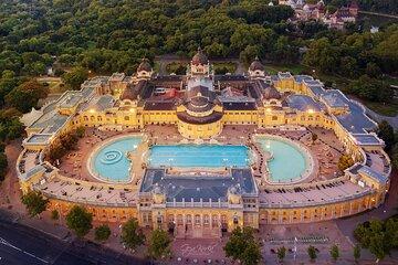 Budapest Day Trip with Szechenyi Baths from Vienna