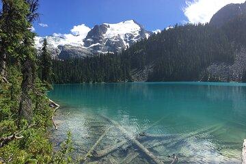 Private Hiking Day tour of Joffre Lakes Park
