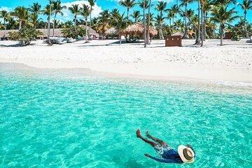 Mein Schiff at La Romana port: Saona Island