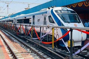 Jaipur Day Trip by Superfast Train from Delhi
