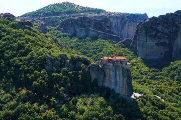 Thessaloniki to Meteora Private Day Trip with a Local