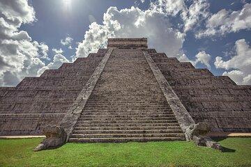 Chichen Itza Valladolid and Cenote Day Trip