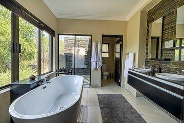 2 Day Pilanesberg Safari at Shepherd Tree Game Lodge
