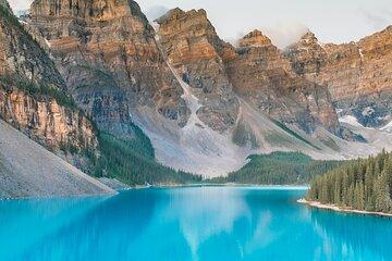 Moraine Lake and Lake Louise day Tour from Canmore and Banff