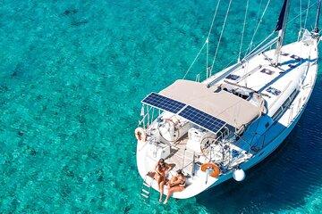 Daily cruises to Dia Island with All -Inclusive Meal and drinks
