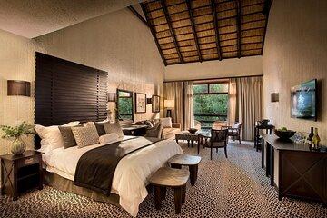 3 Days Pilanesberg Safari at Bakubung Lodge