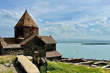 Full Day Tour Exploring Armenia from Georgia