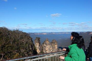 Blue Mountains Day Tour with Wildlife, Walks and Scenic World
