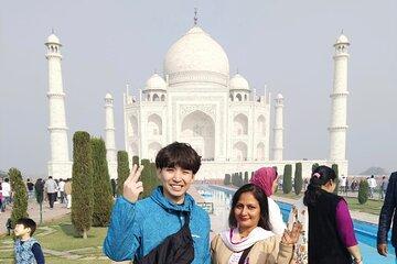 Private Taj Mahal and Agra Fort Tour from Agra City