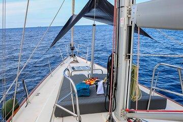 Sailing Boat Trip: Explore Comino, Crystal/Blue Lagoon
