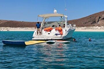 Espiritu Santo and Sealion Swimming aboard a luxury yacht