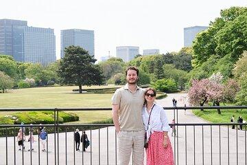Tokyo: A Custom Walk Tour with a Personal Photographer