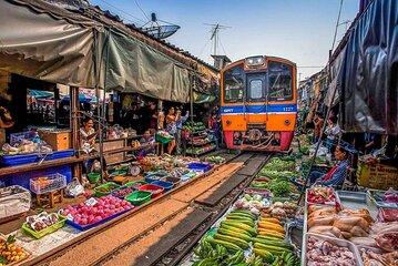 Damnoen Saduak Floating Market, Train Tour from Bangkok